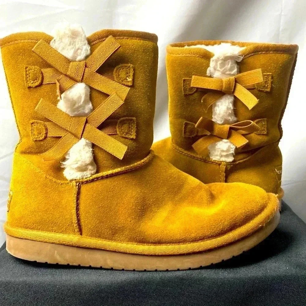 KOOLABURRA BY UGG GIRLS SIZE 4 PULL ON CARAMEL TAN BOOTS SHERPA LINED BOW ACCENT